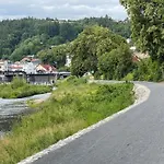 Riverside Luxury & Cafe - Bohemian Paradise On The Greenway Jizera Apartment Zelezny Brod