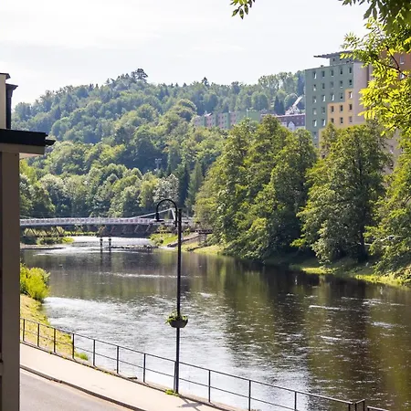 Apartment Riverside Luxury & Cafe - Bohemian Paradise On The Greenway Jizera Zelezny Brod