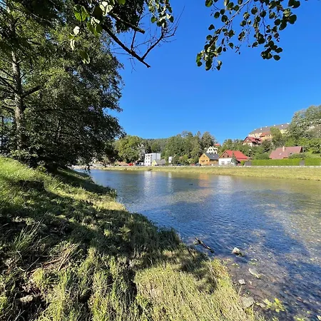 Riverside Luxury & Cafe - Bohemian Paradise On The Greenway Jizera * Zelezny Brod